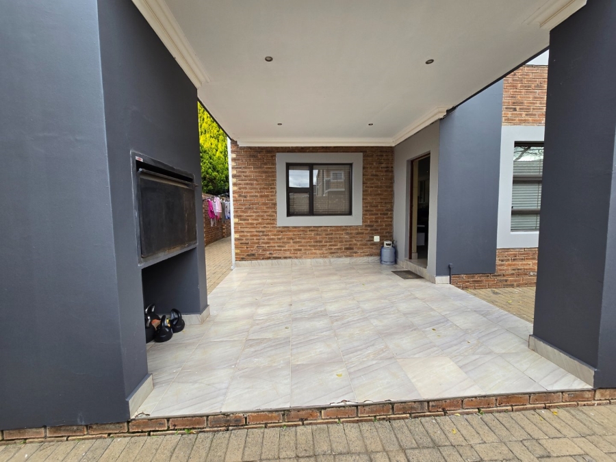 3 Bedroom Property for Sale in Groenvlei Sh Free State